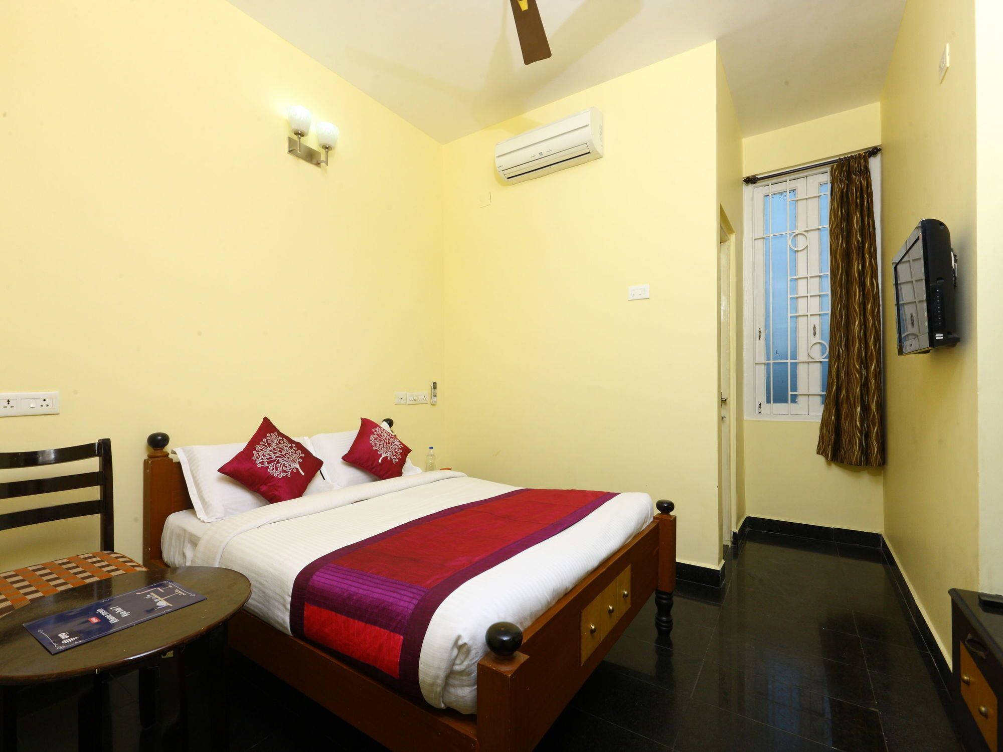 Oyo 10630 Hotel Nano Turf Madurai Exterior photo